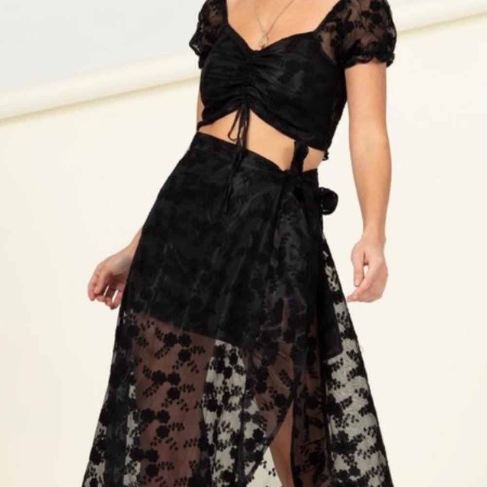 Two piece skirt set
